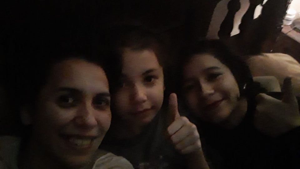 Alegría de la familia de Marlene al aprobado el Senado Nacional la ley hace minutos. (foto facebook)